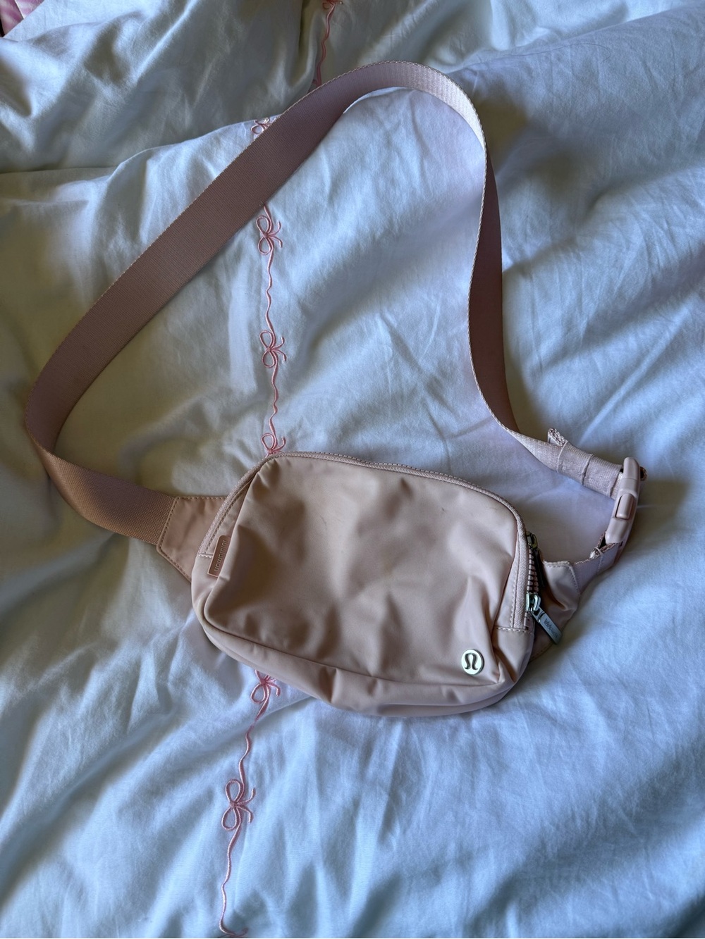 lululemon blush pink crossbody belt bag